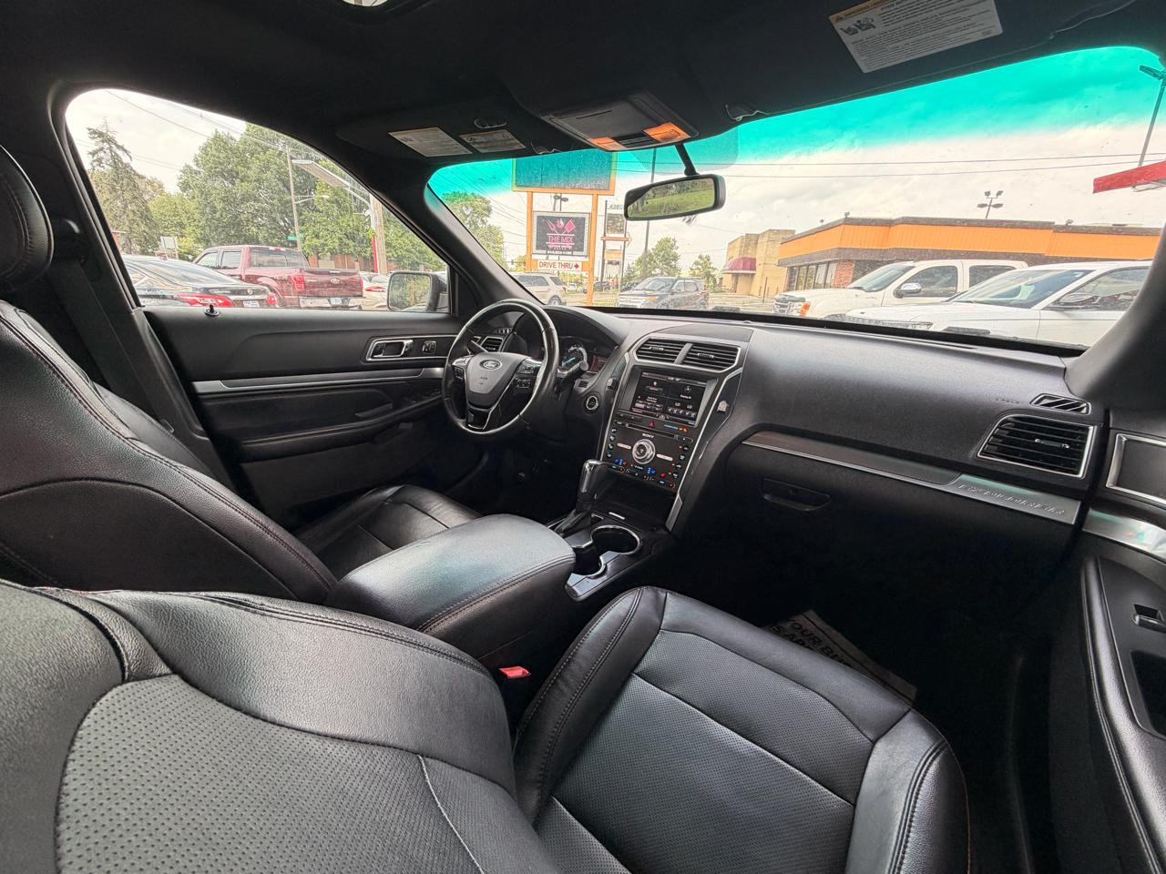 Ford Explorer Sport 4WD 2016