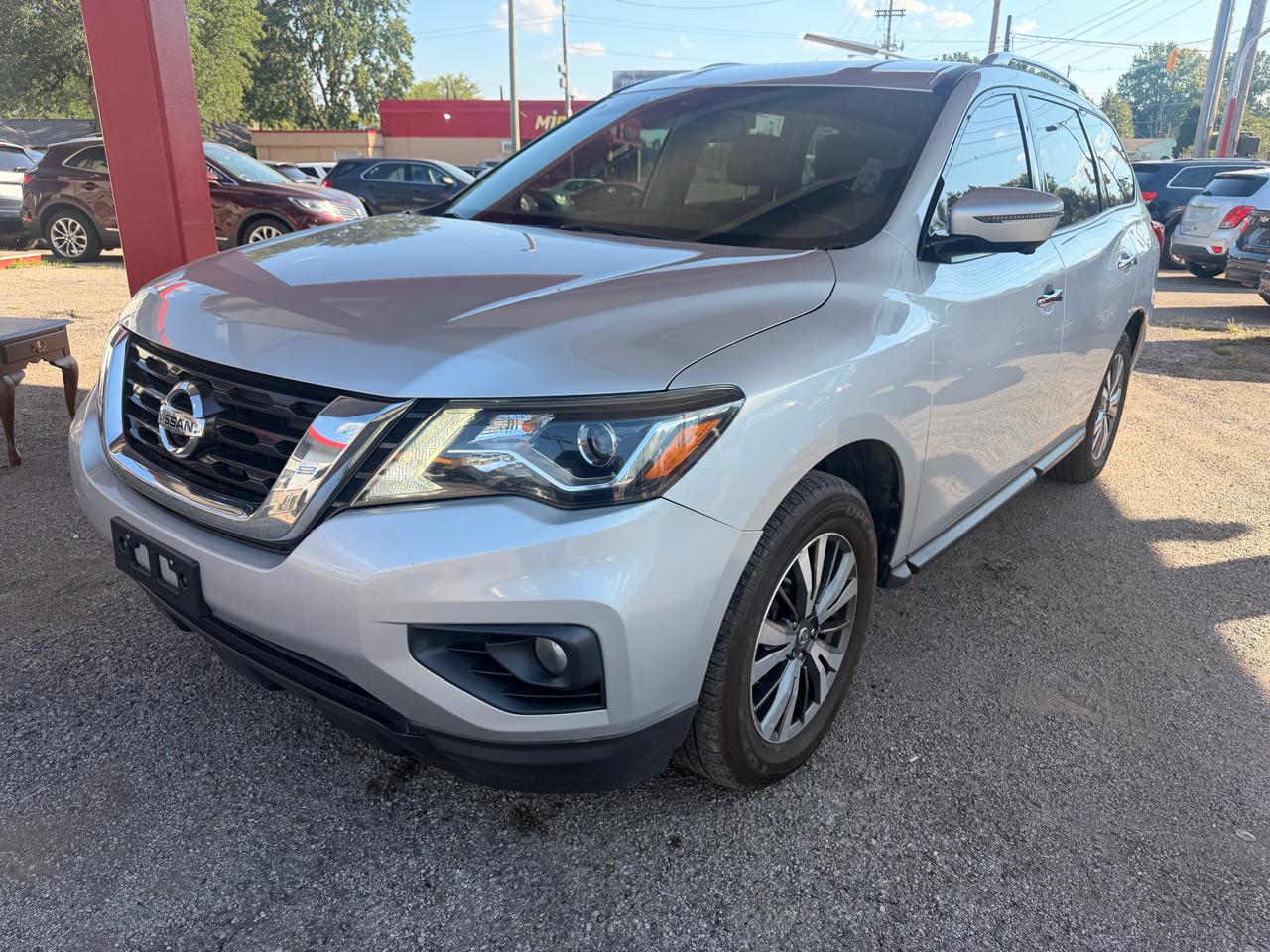 Nissan Pathfinder S 4WD 2018