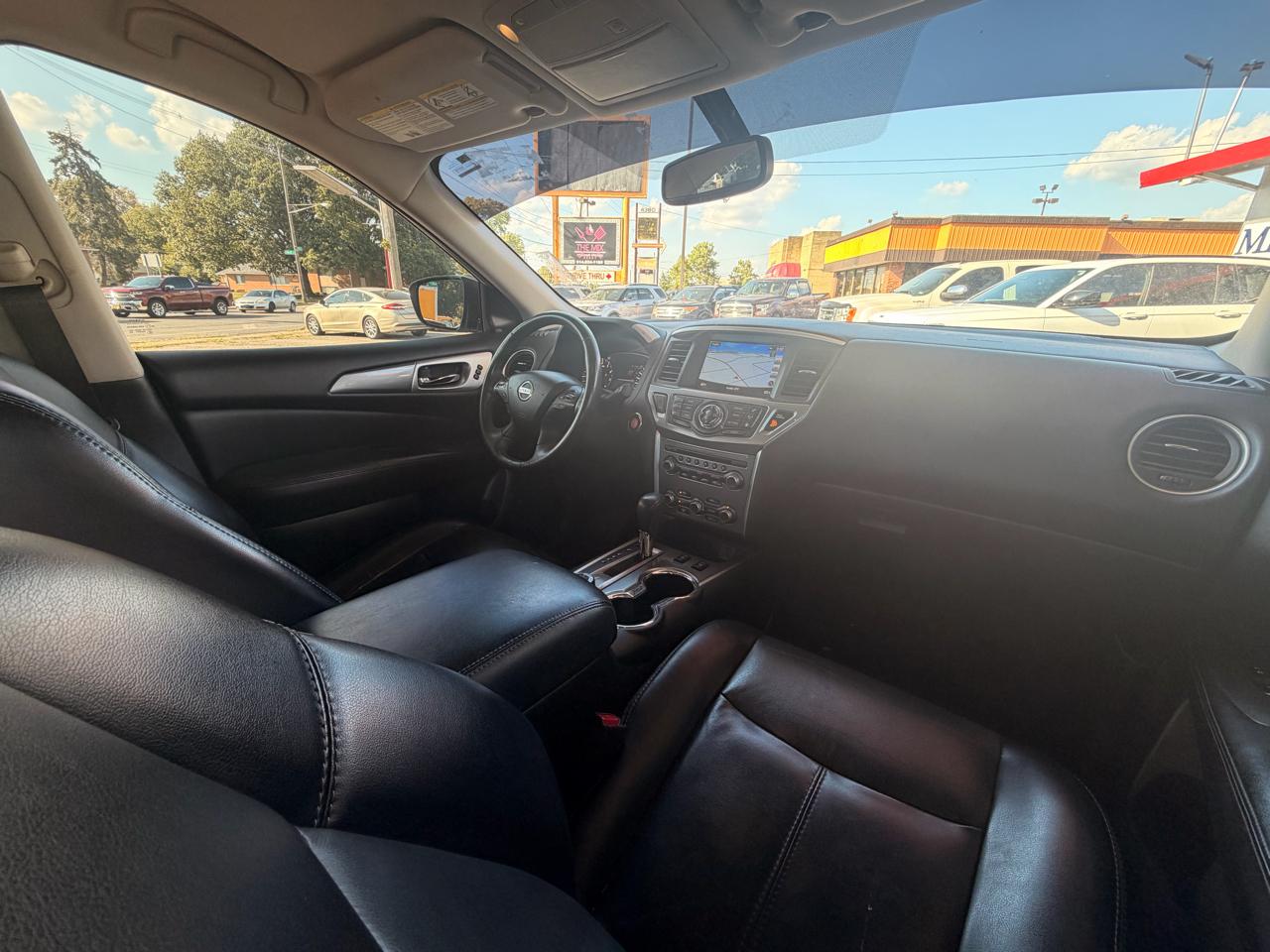 Nissan Pathfinder S 4WD 2018