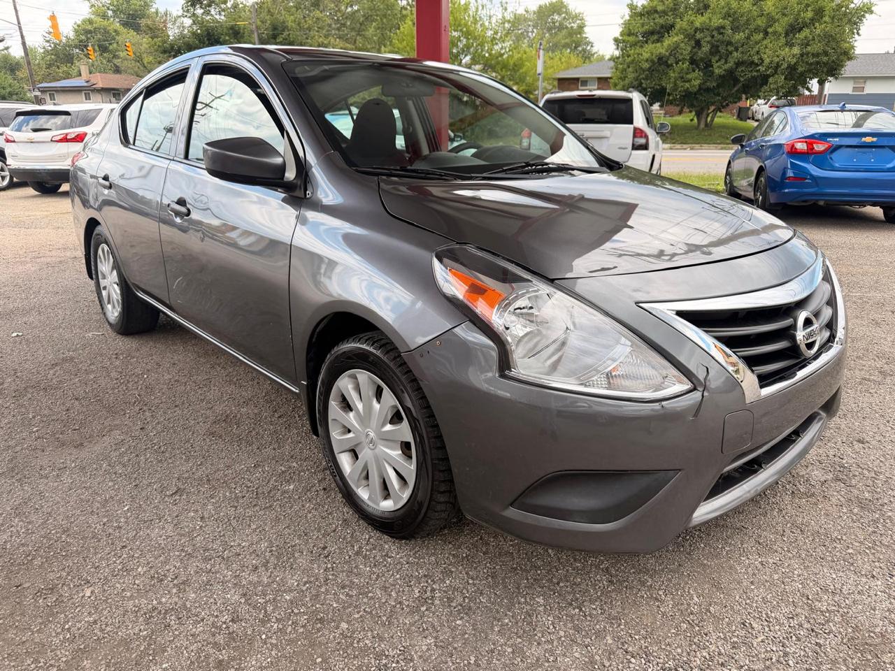 Nissan Versa 1.6 S 5M 2017