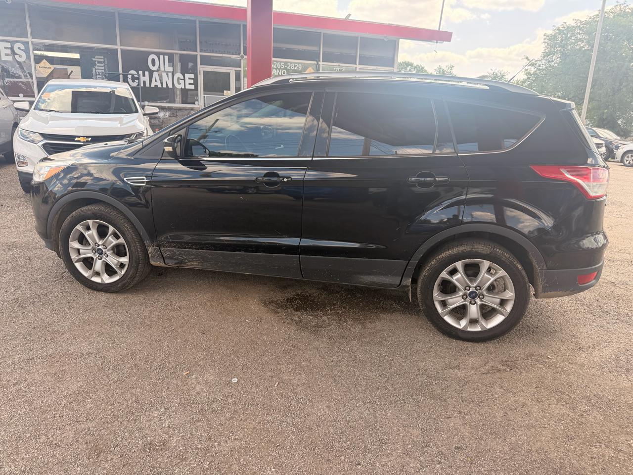 Ford Escape Titanium 4WD 2016