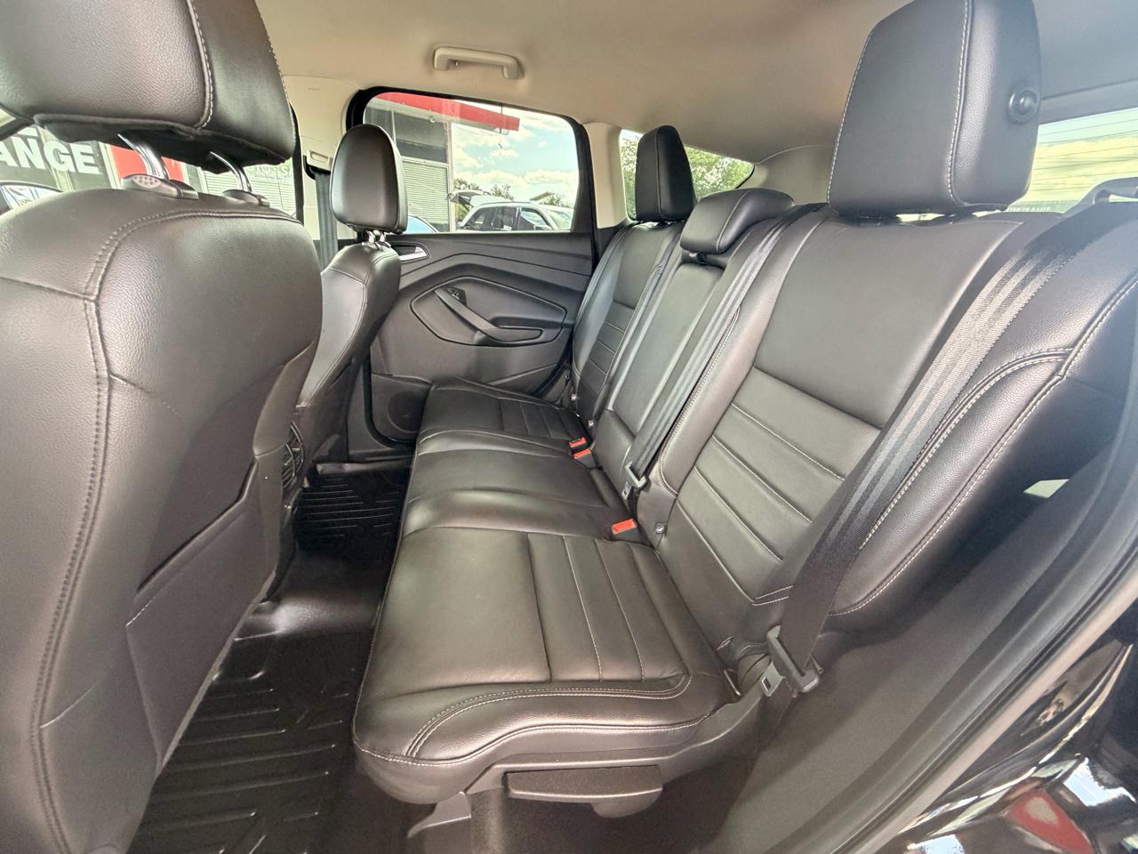 Ford Escape Titanium 4WD 2016