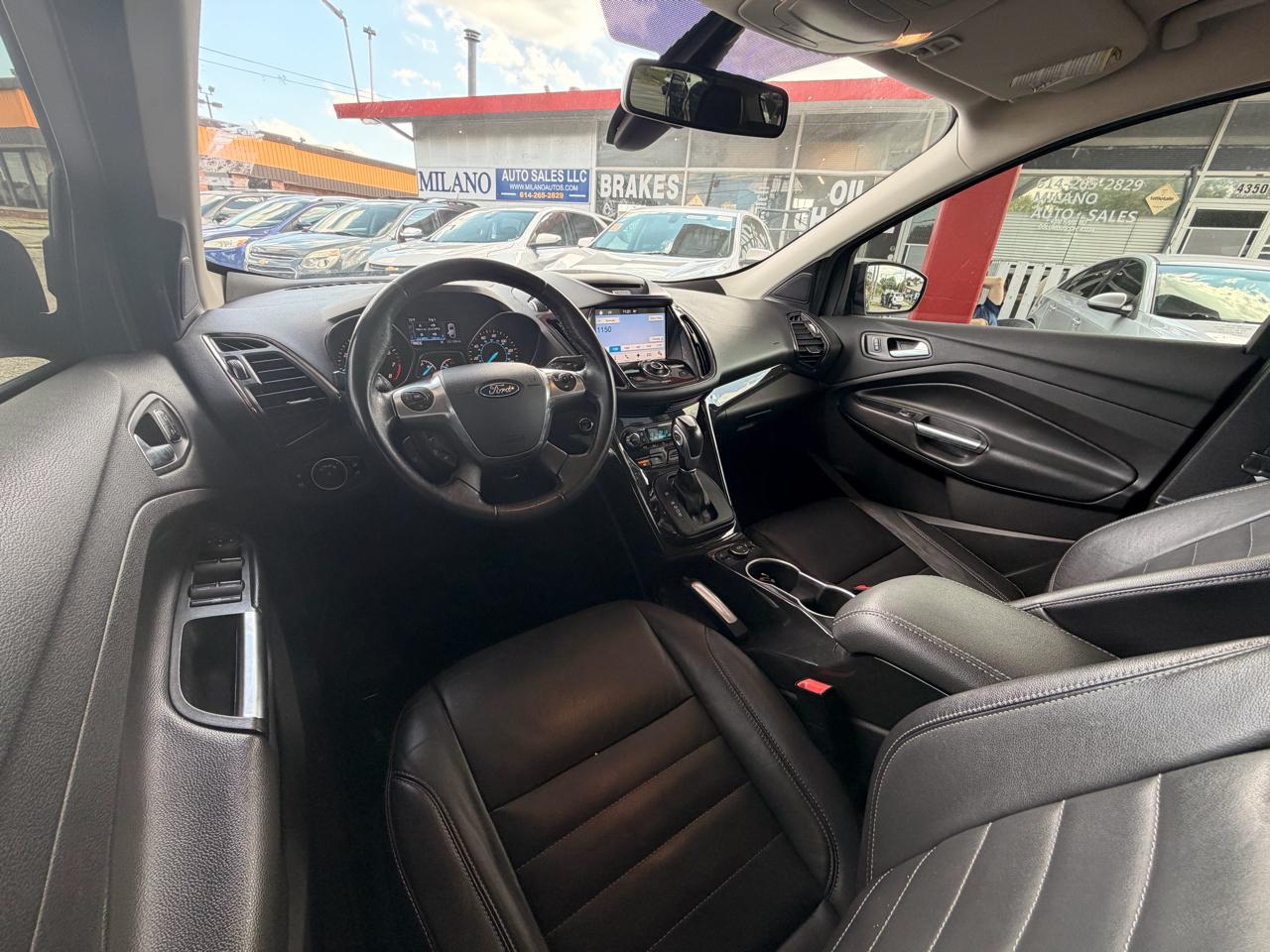 Ford Escape Titanium 4WD 2016