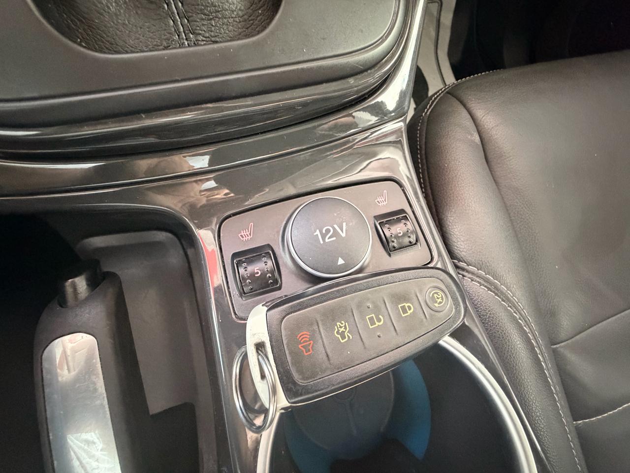 Ford Escape Titanium 4WD 2016
