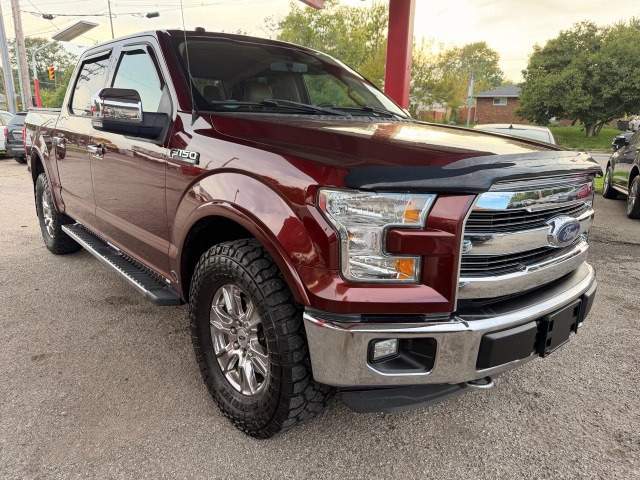 Ford F-150 4WD SuperCrew 145" Lariat 2016