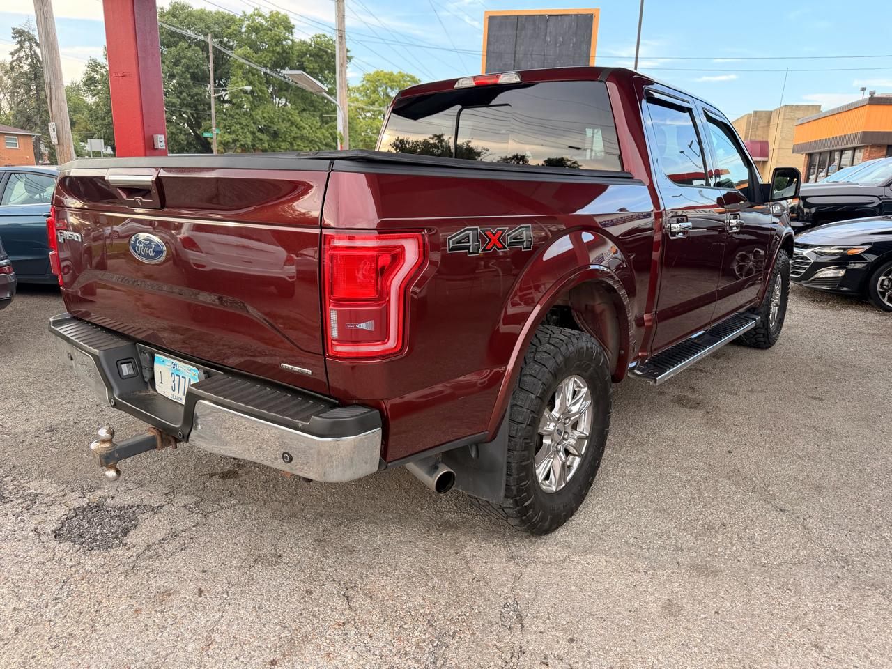 Ford F-150 4WD SuperCrew 145" Lariat 2016