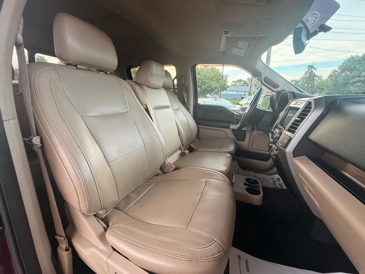 Ford F-150 4WD SuperCrew 145" Lariat 2016