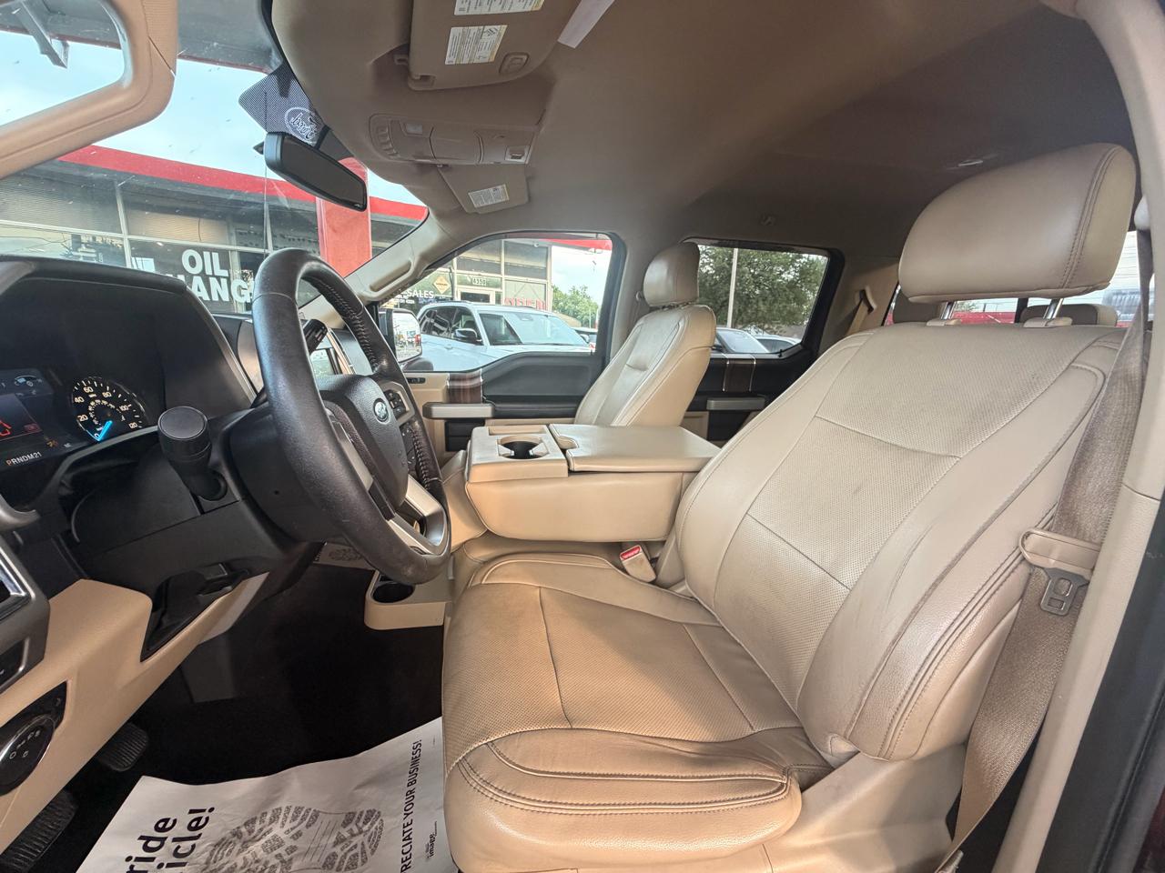 Ford F-150 4WD SuperCrew 145" Lariat 2016