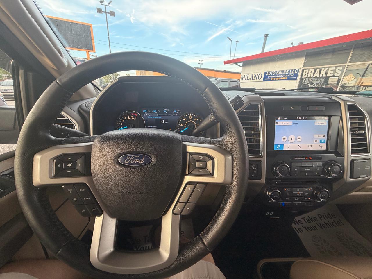 Ford F-150 4WD SuperCrew 145" Lariat 2016