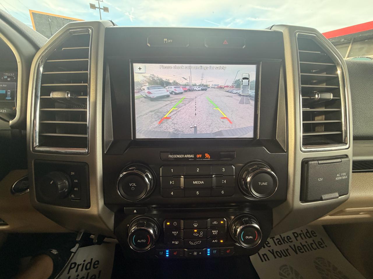 Ford F-150 4WD SuperCrew 145" Lariat 2016