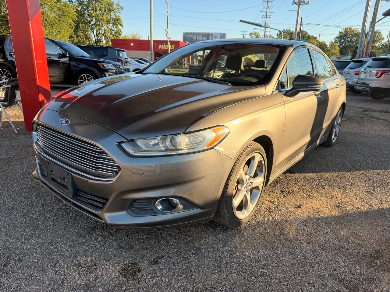 Ford Fusion SE 2014
