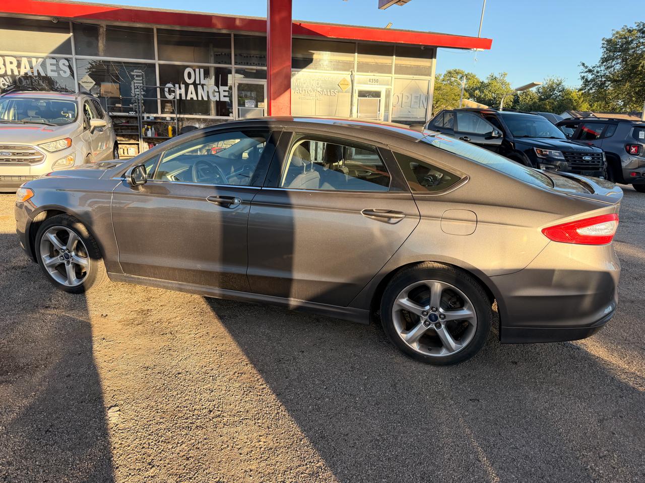Ford Fusion SE 2014