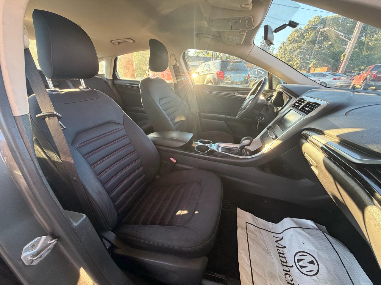 Ford Fusion SE 2014
