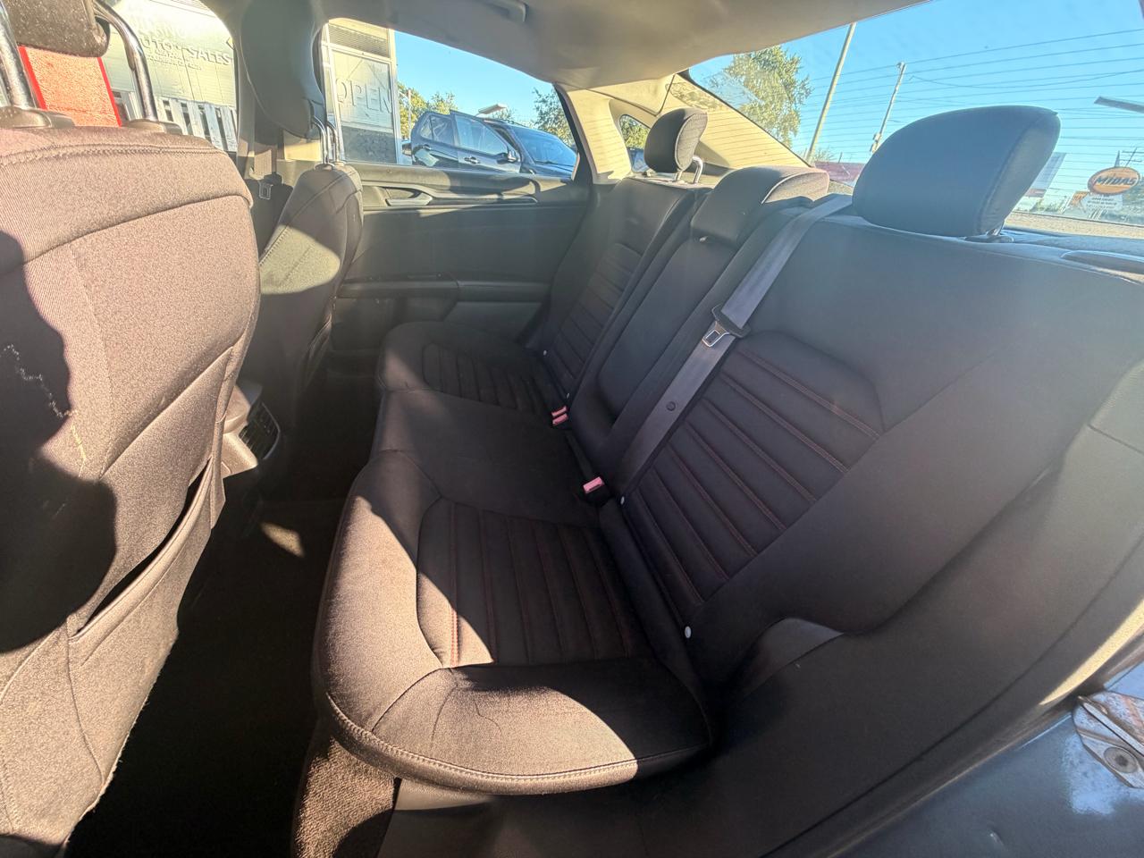Ford Fusion SE 2014