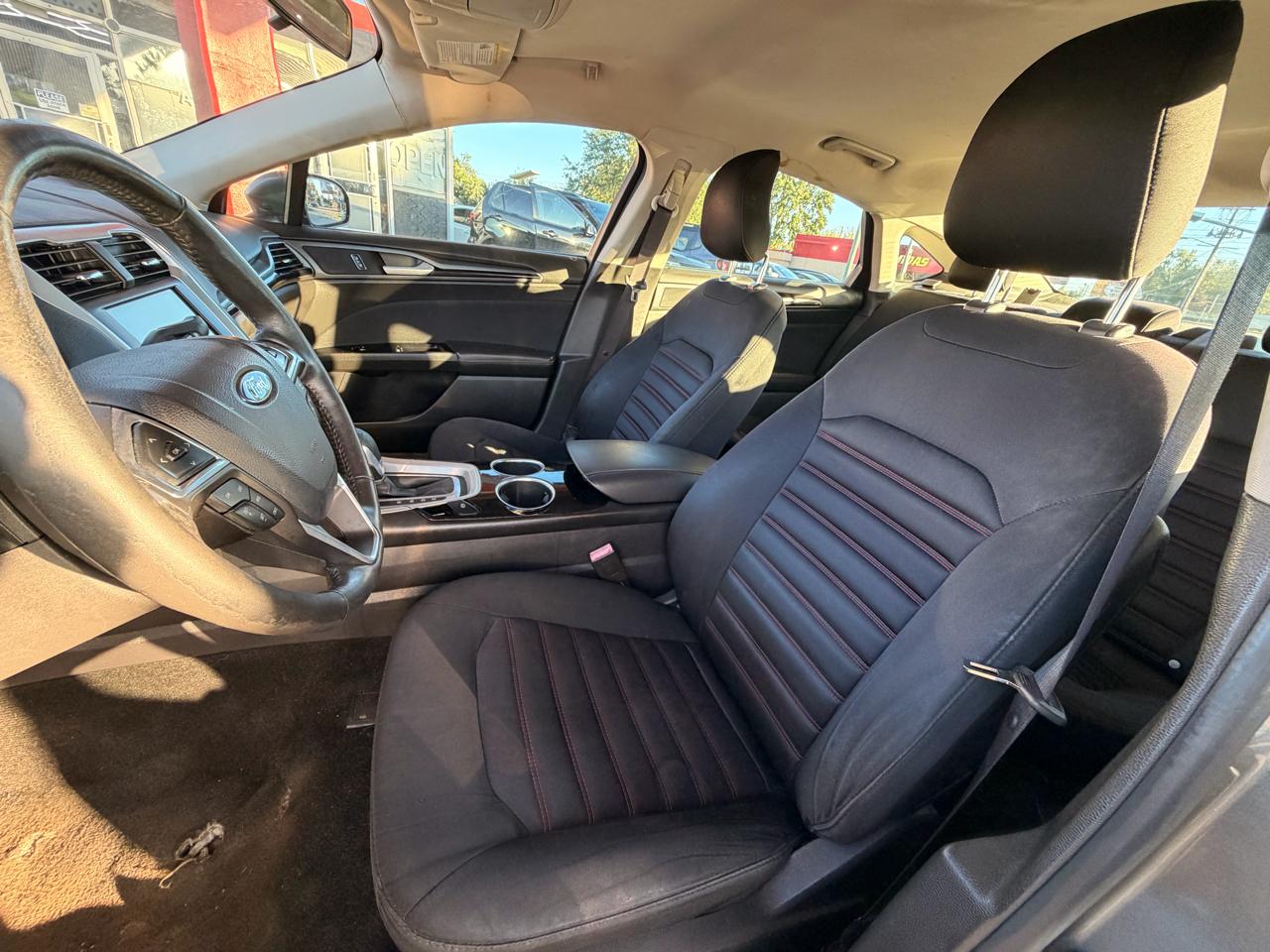 Ford Fusion SE 2014