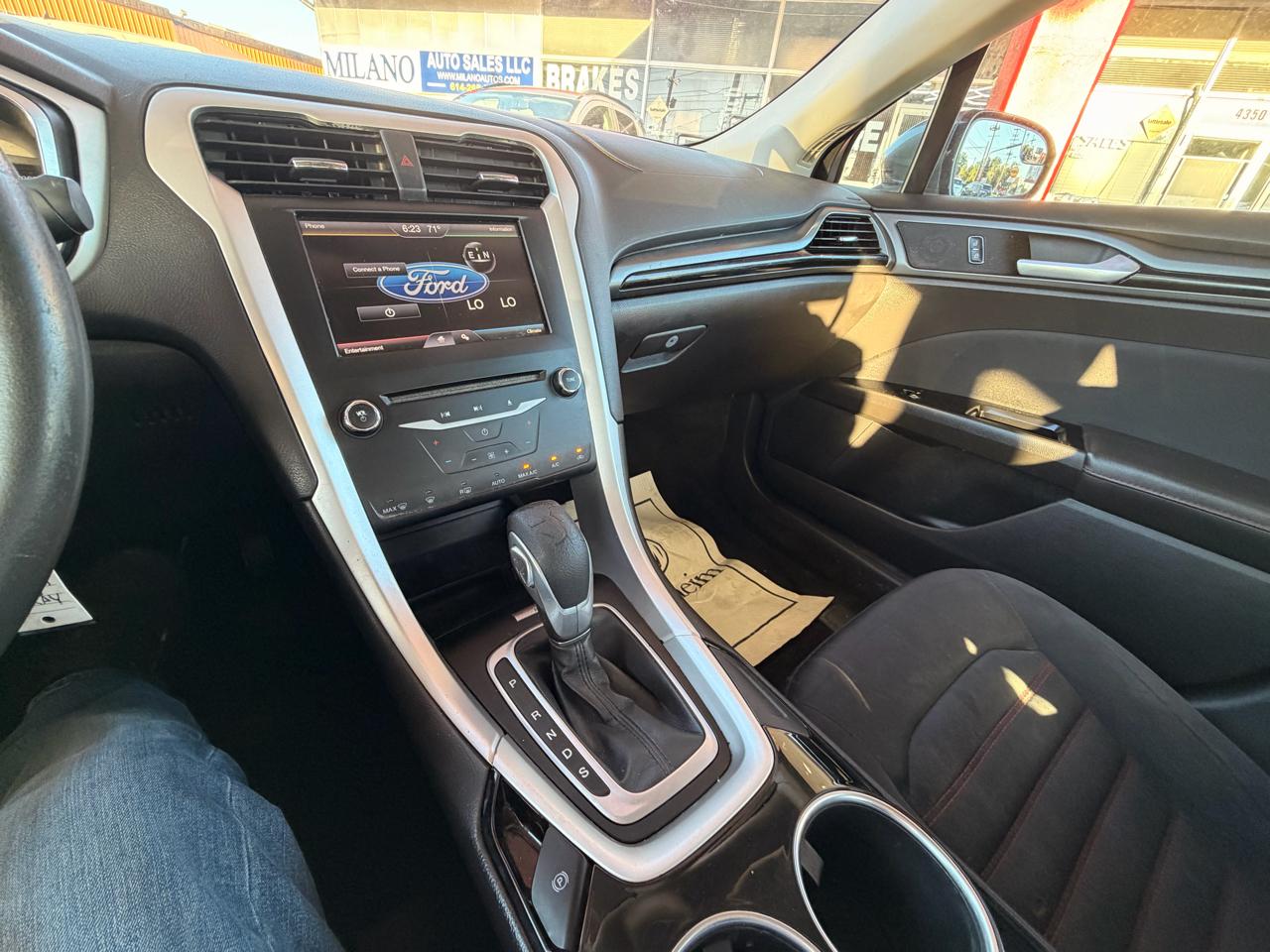 Ford Fusion SE 2014