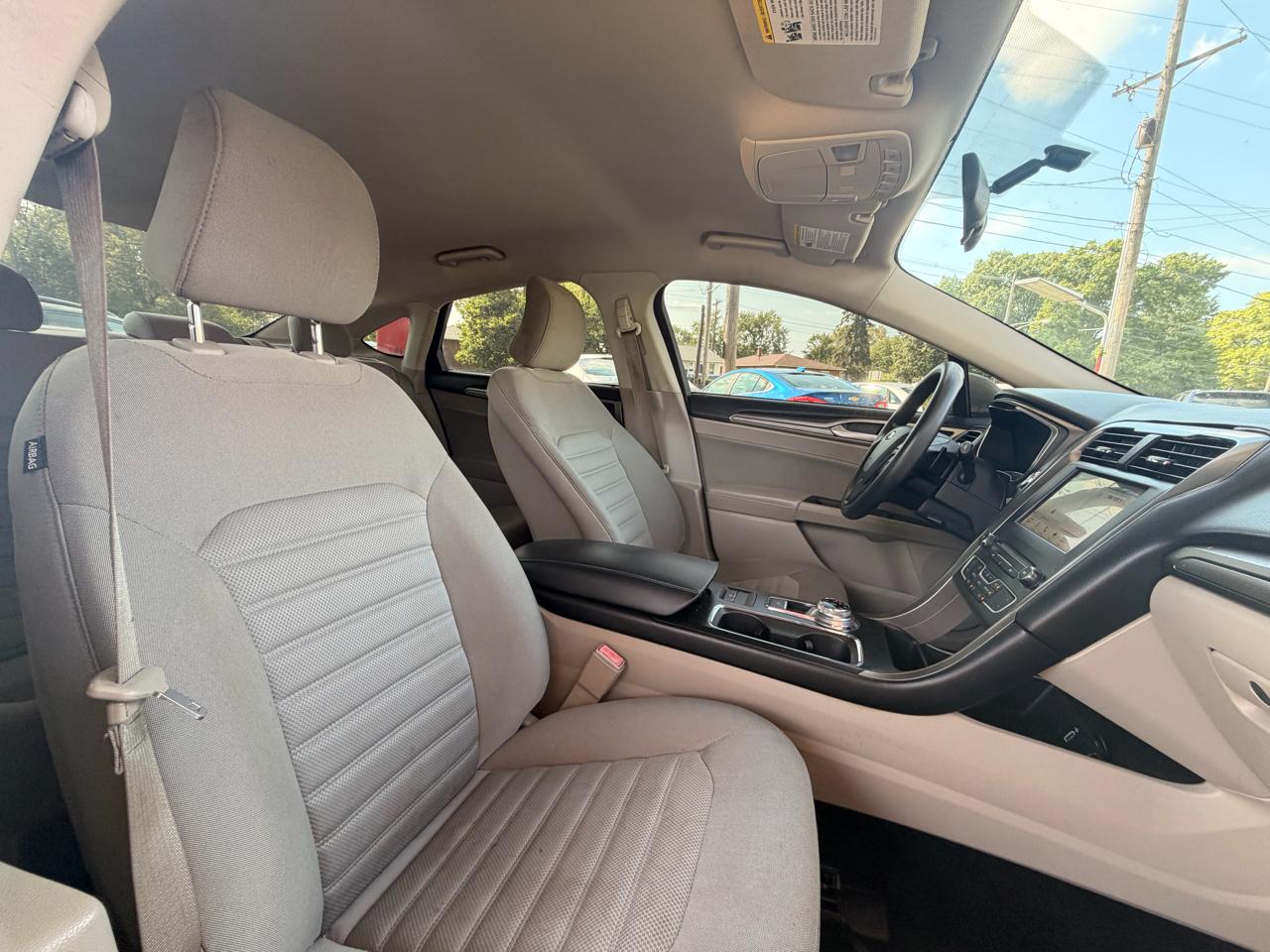 Ford Fusion SE 2017