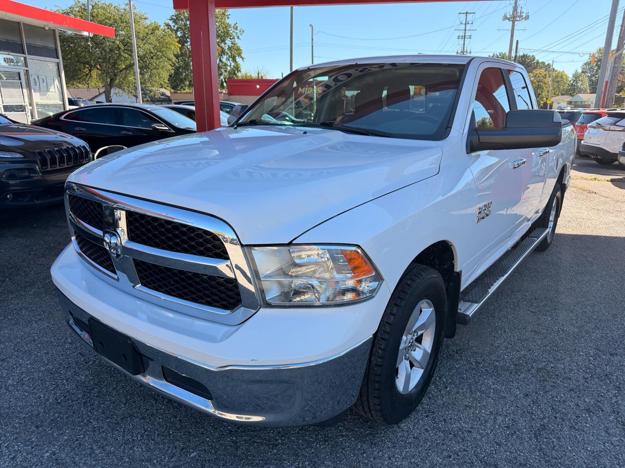 RAM 1500 SLT Quad Cab 4WD 2014