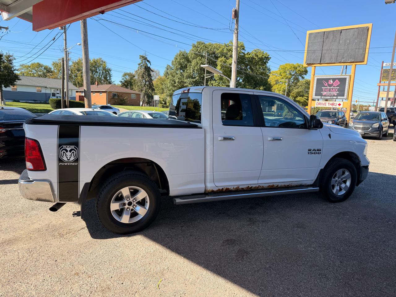 RAM 1500 SLT Quad Cab 4WD 2014