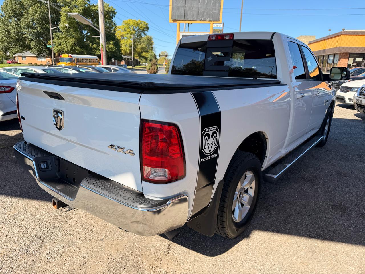 RAM 1500 SLT Quad Cab 4WD 2014