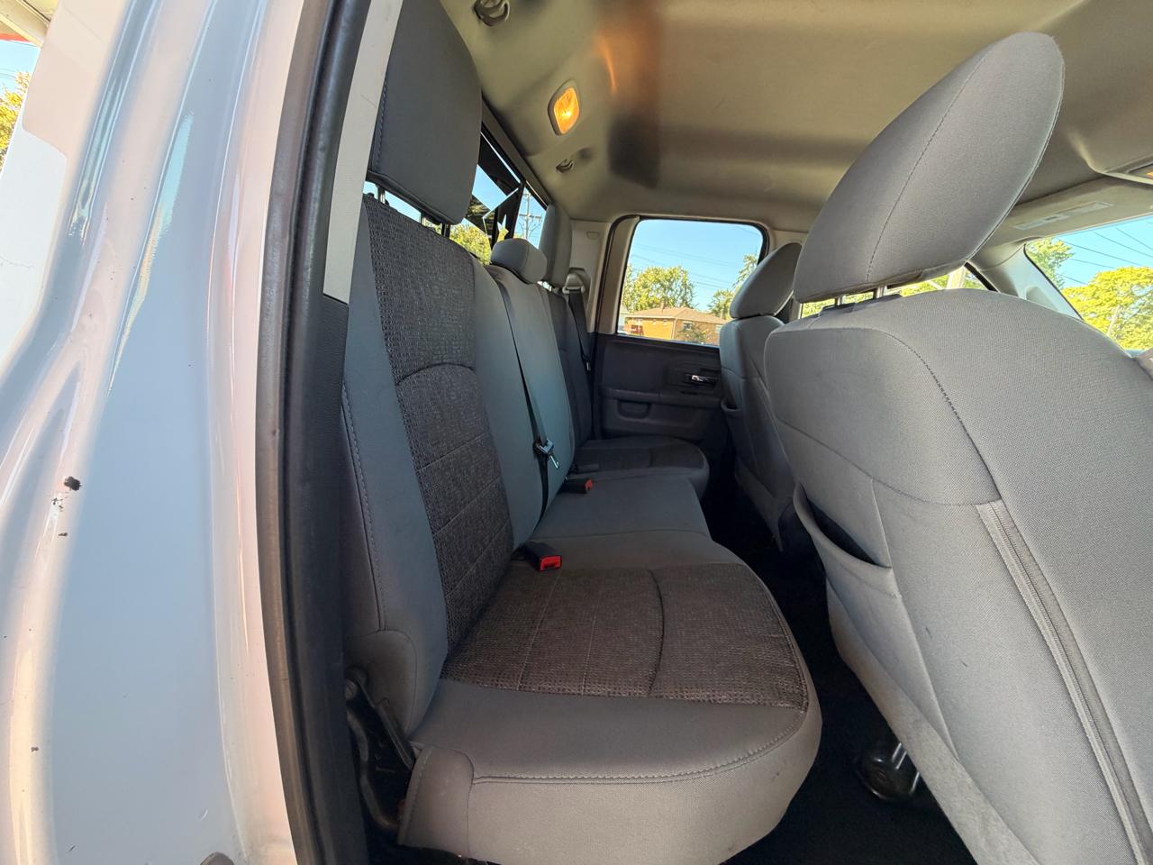 RAM 1500 SLT Quad Cab 4WD 2014