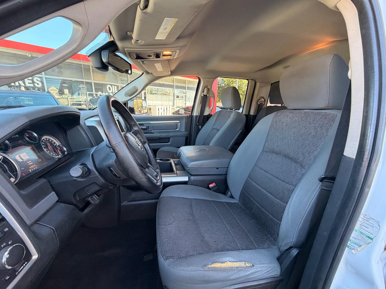 RAM 1500 SLT Quad Cab 4WD 2014