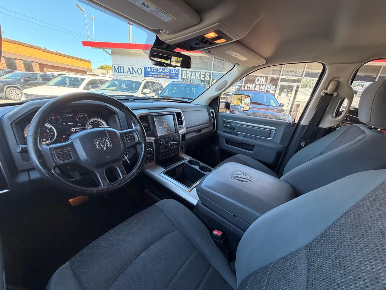 RAM 1500 SLT Quad Cab 4WD 2014