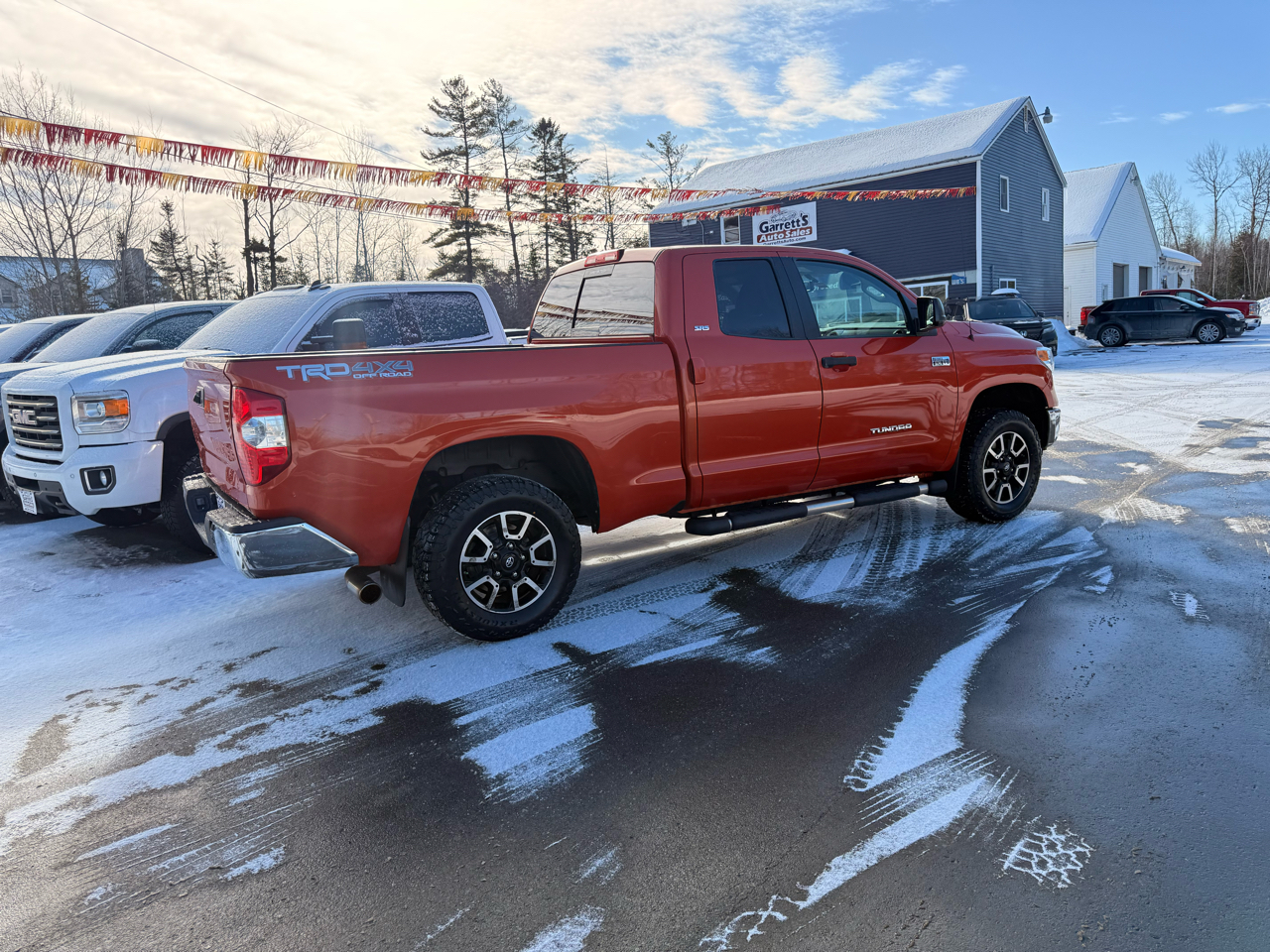 Toyota Tundra 4WD  2017