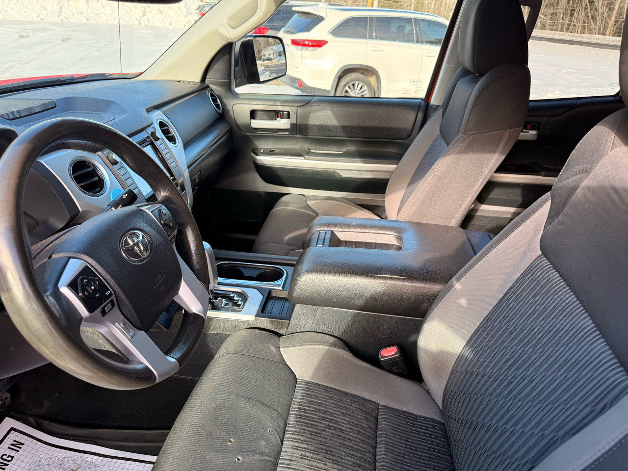 Toyota Tundra 4WD  2017