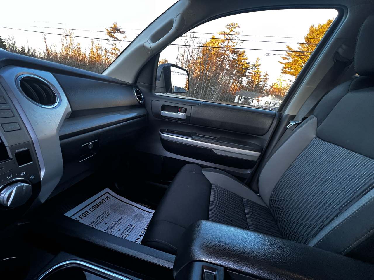 Toyota Tundra 4WD Truck  2016