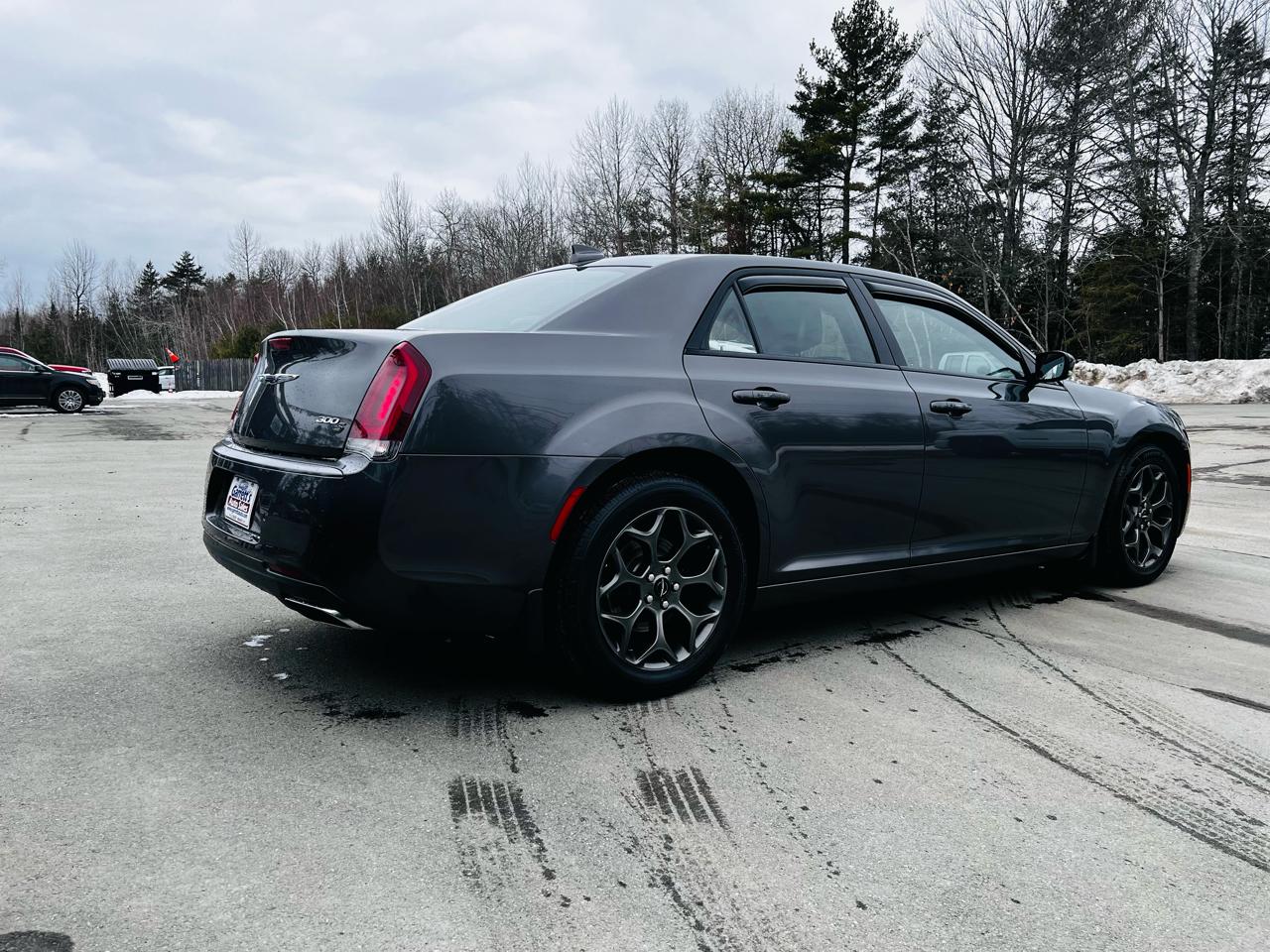 Chrysler 300  2018