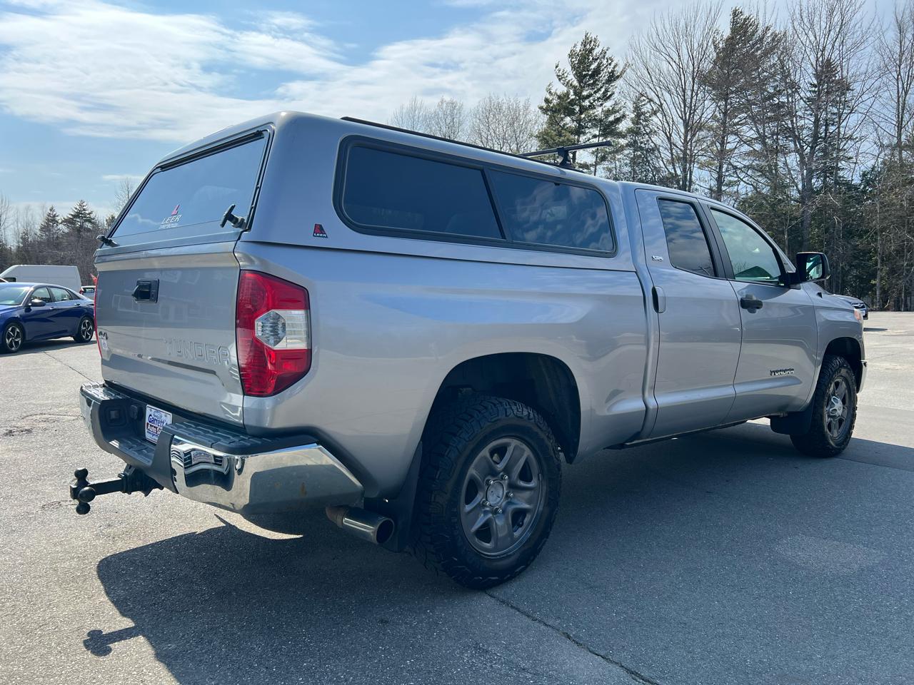 Toyota Tundra 4WD  2017