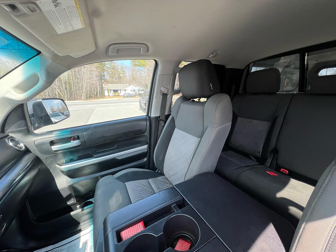 Toyota Tundra 4WD  2017