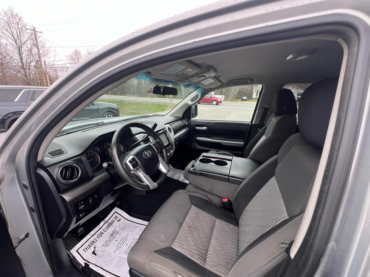 Toyota Tundra 4WD  2017