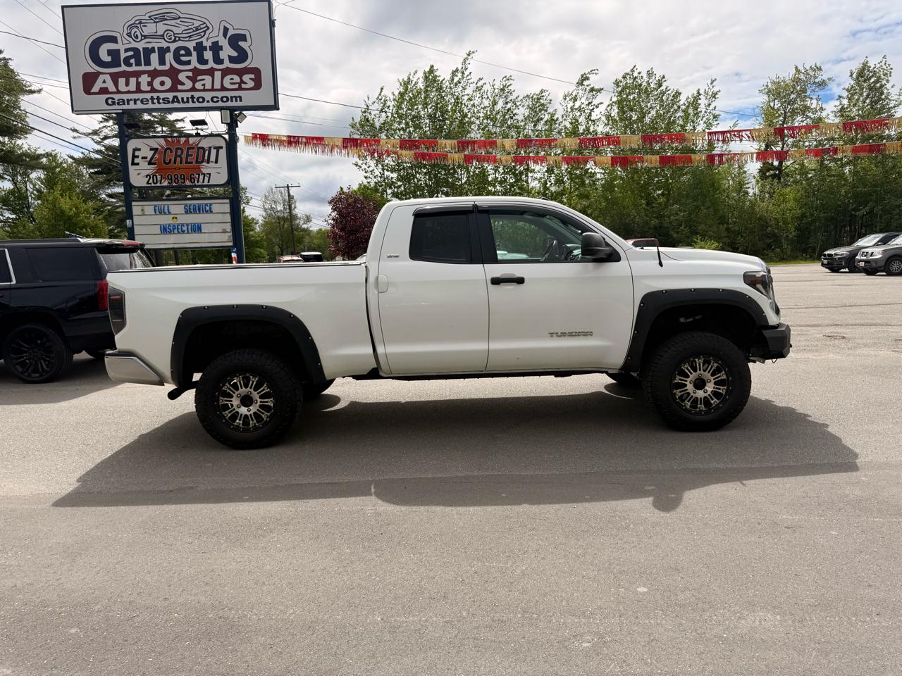 Toyota Tundra  2016