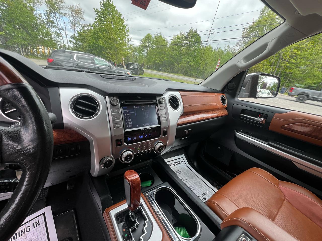 Toyota Tundra  2014