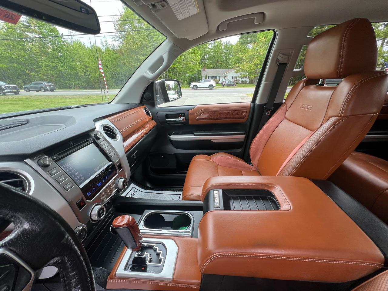 Toyota Tundra  2014