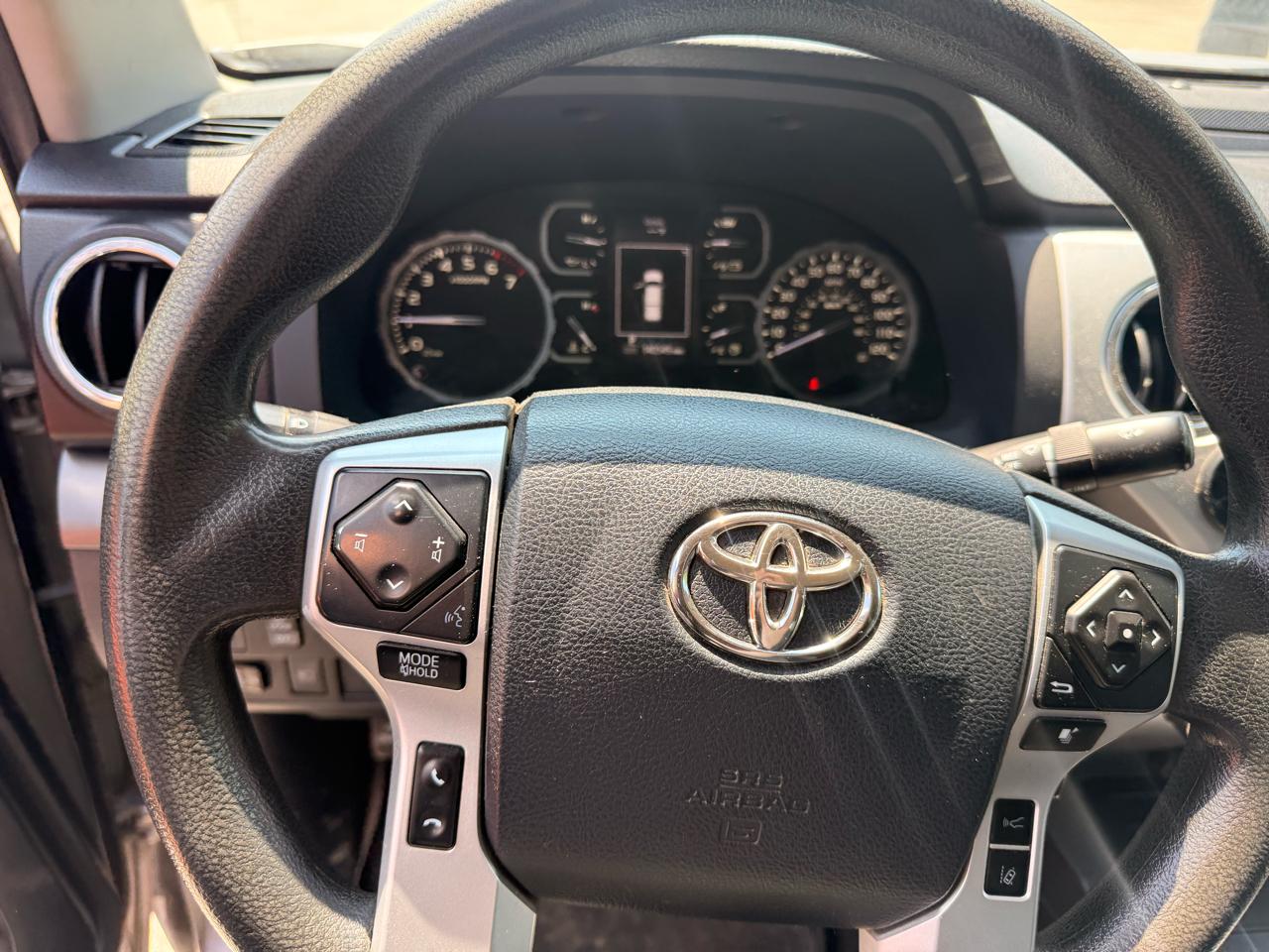 Toyota Tundra  2019