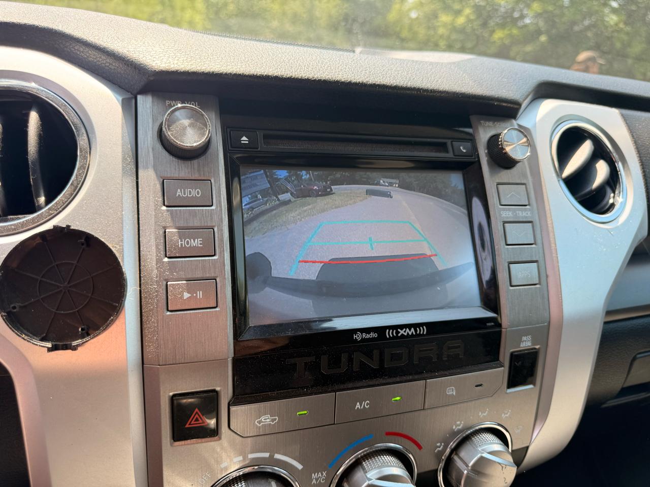 Toyota Tundra  2019