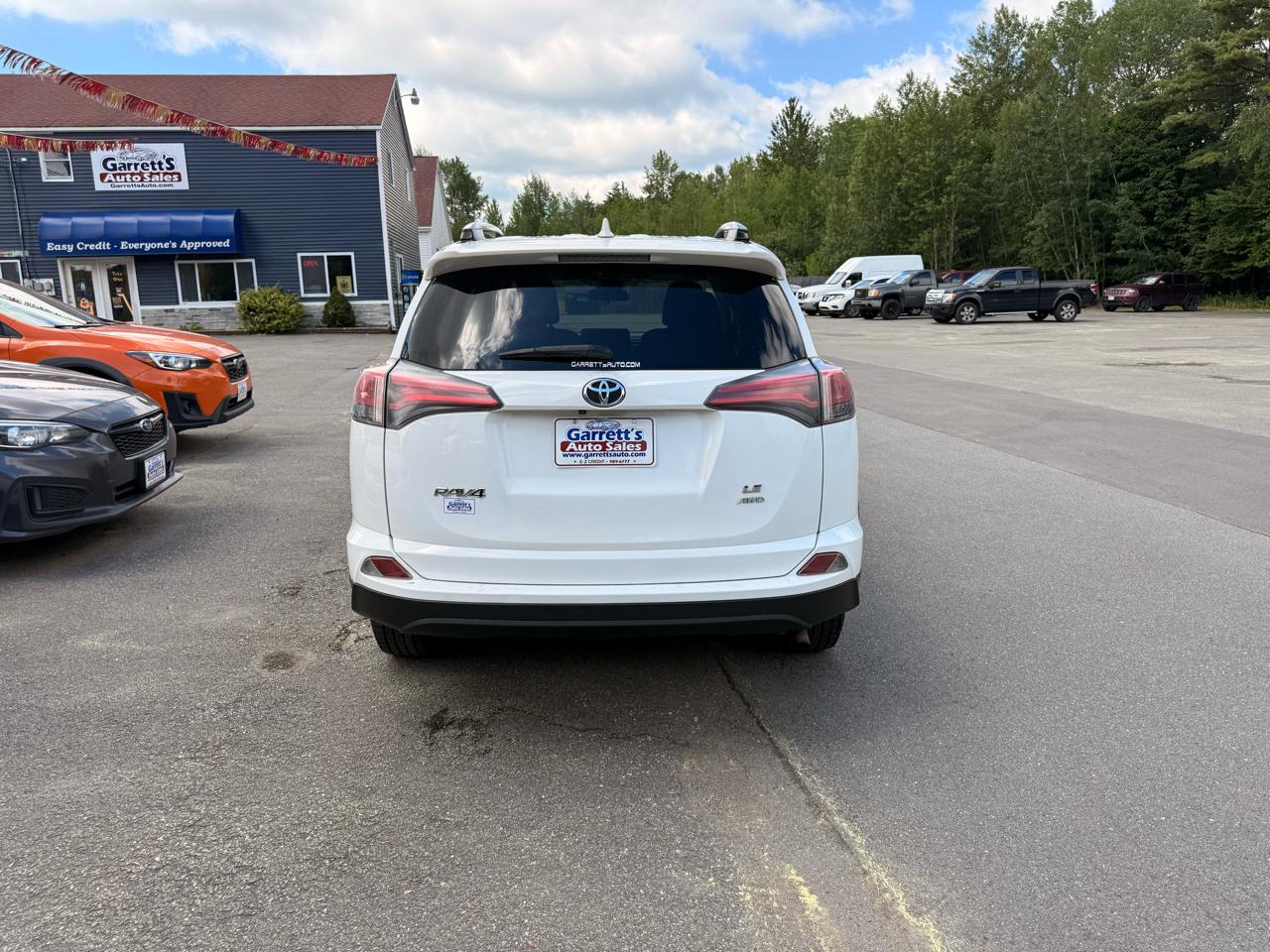 Toyota RAV4  2017
