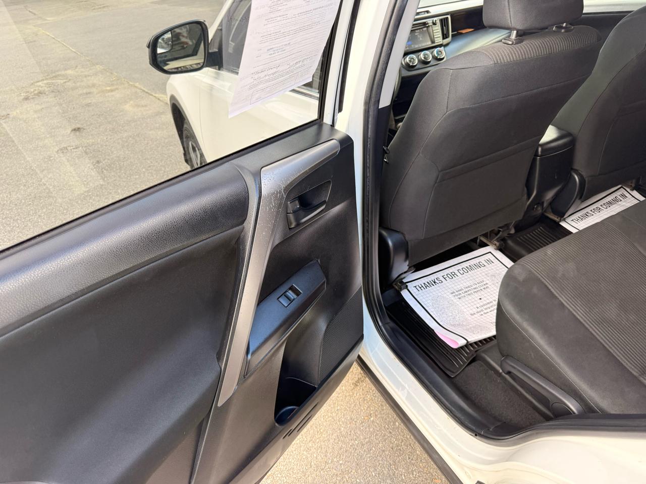 Toyota RAV4  2017