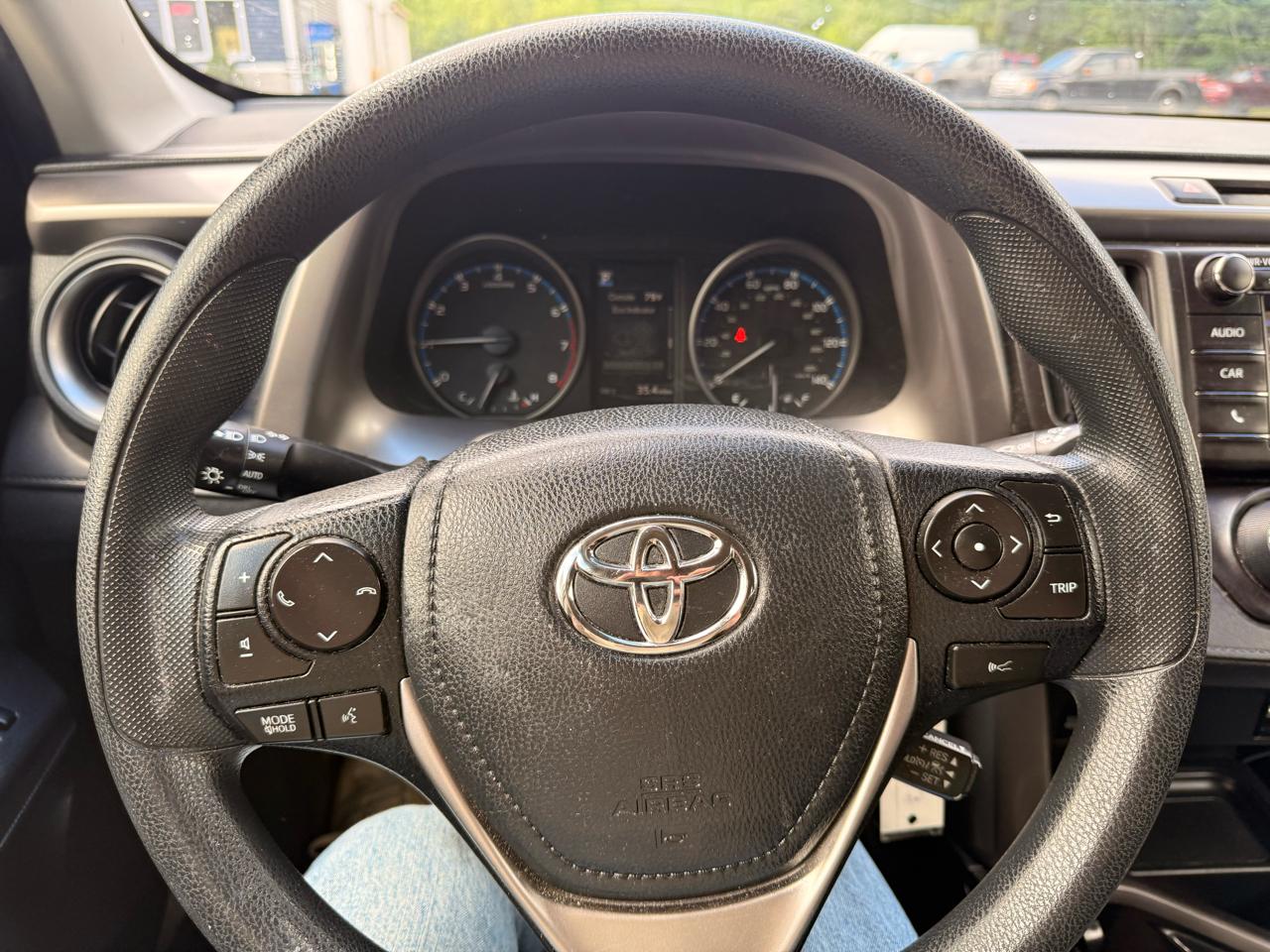 Toyota RAV4  2017
