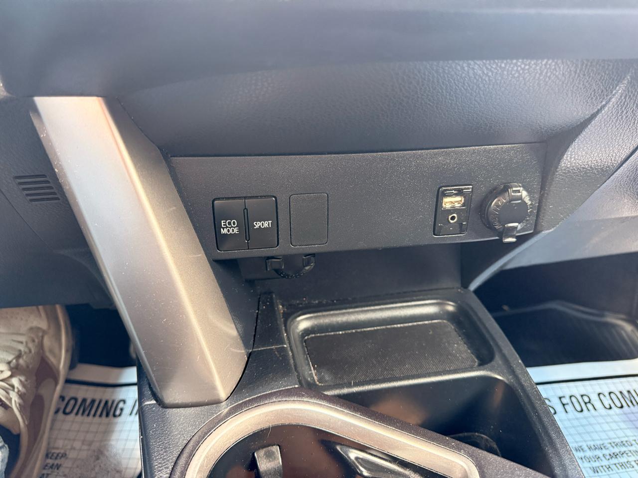 Toyota RAV4  2017
