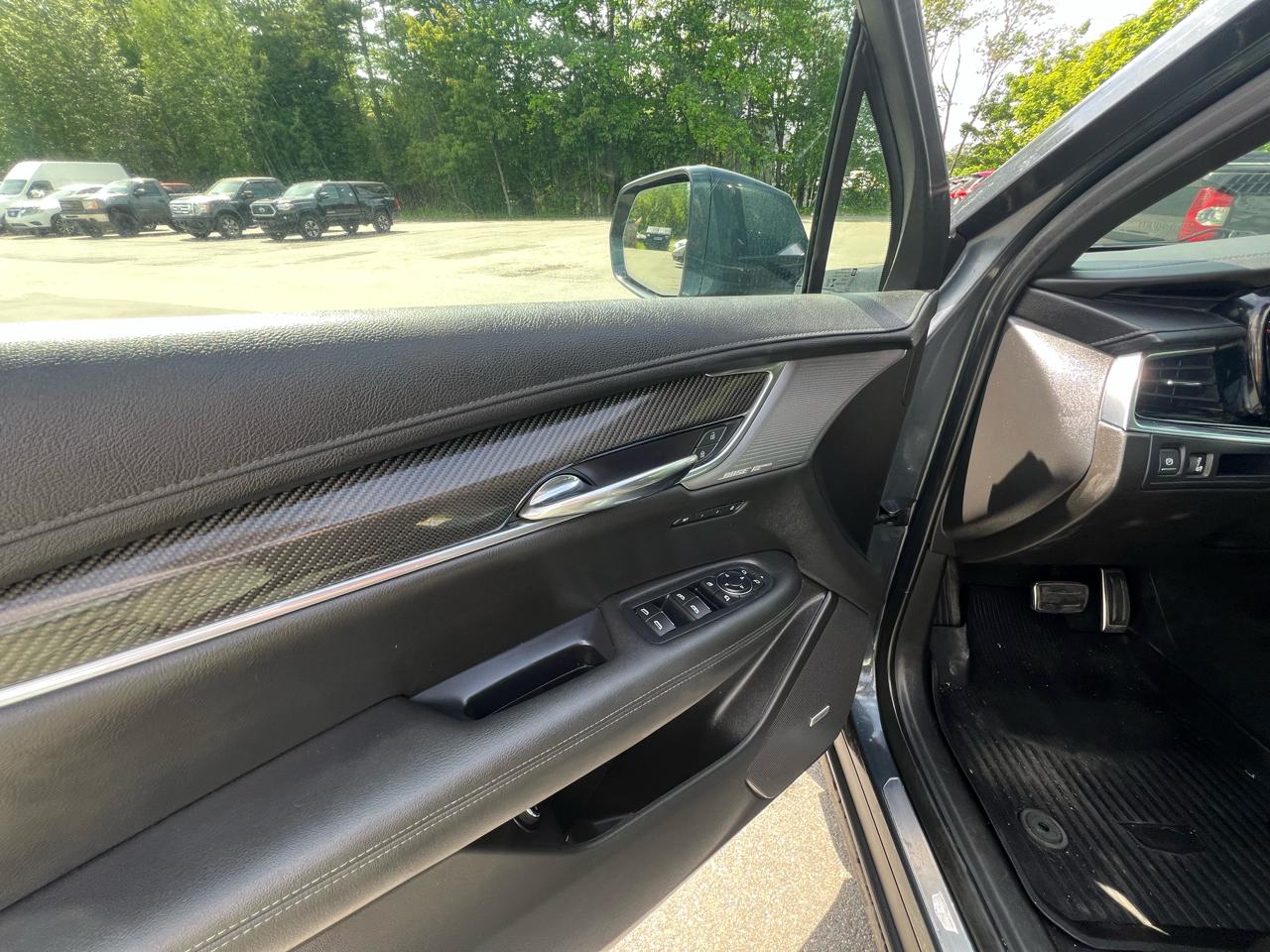Cadillac XT6  2020
