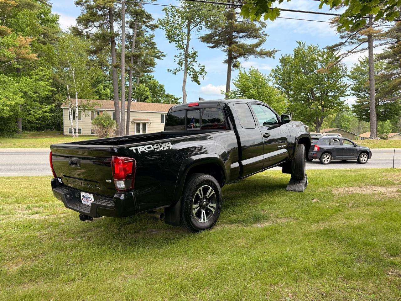 Toyota Tacoma  2019