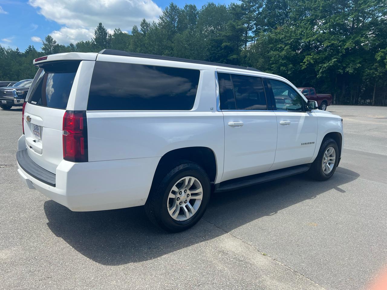 Chevrolet Suburban  2019