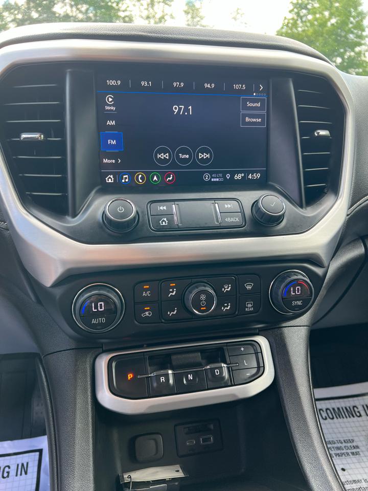 GMC Acadia  2023