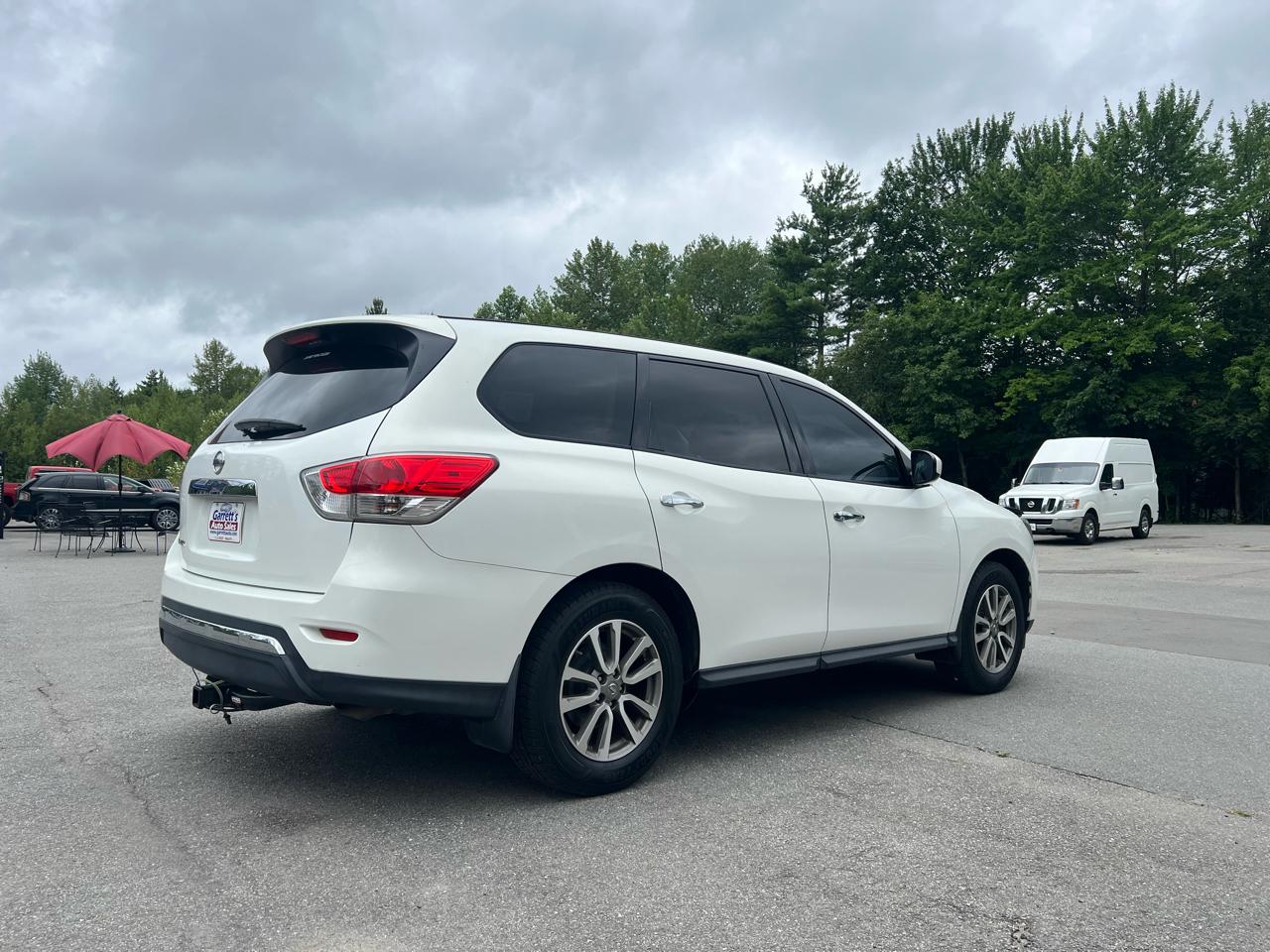 Nissan Pathfinder  2014