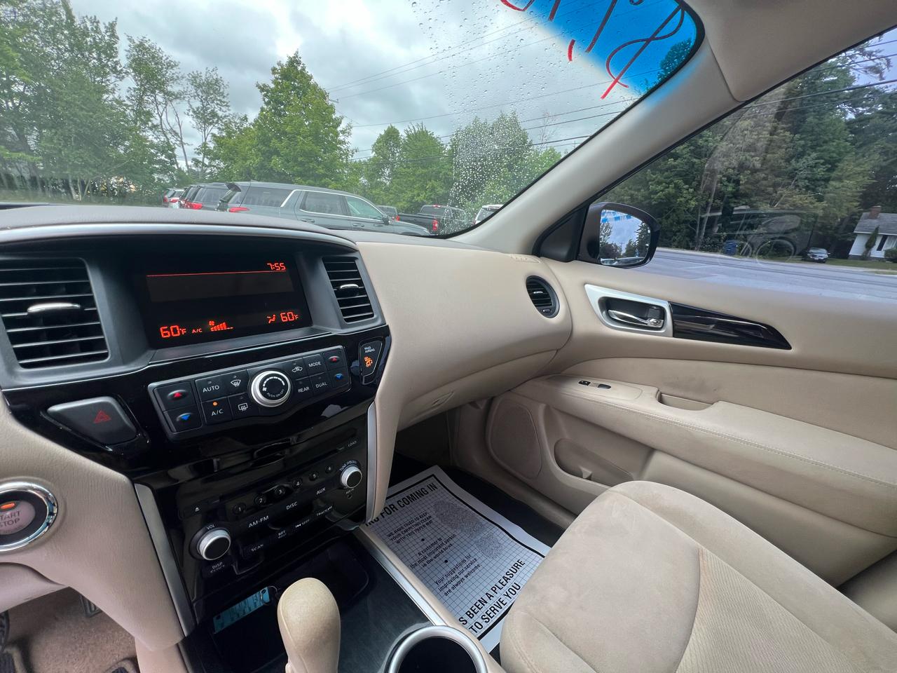 Nissan Pathfinder  2014