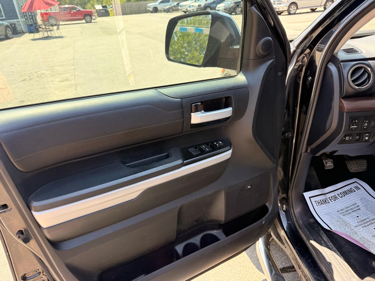 Toyota Tundra  2018